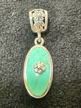 Vtg: .925 Sterling & Turquoise Floral Oval Pendant